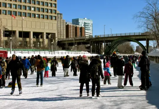 Skaters finally return to Rideau Canal after a whole season off