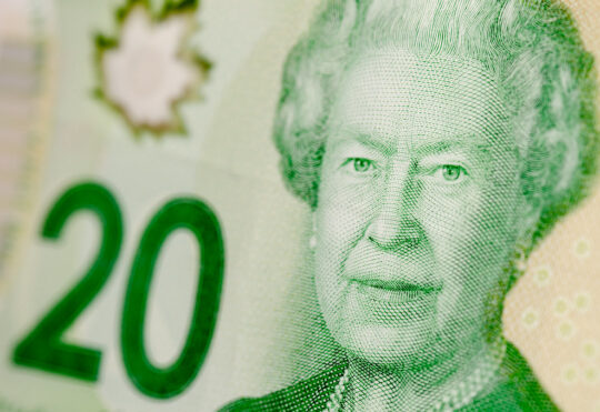Federal, provincial minimum wage goes up