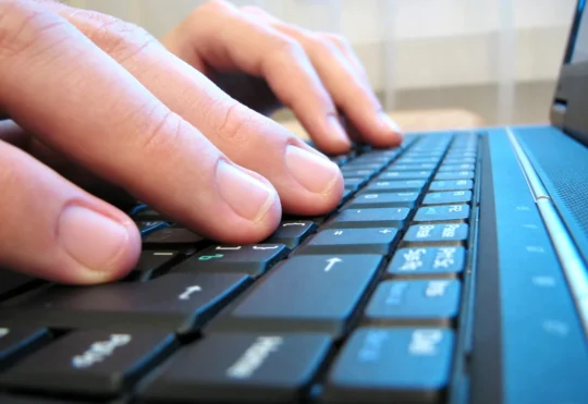 Moncton man arrested after online crime report to RCMP