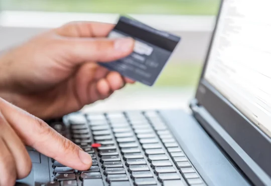 New Brunswick security expert warns about rise in Black Friday online scams