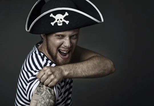 Organizers report pirated bracelets sold for St. Peter’s Pirate Days bash