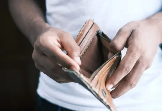 Atlantic Canadians concerned about ability to pay their debts