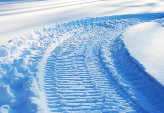 Ontario Invests over $550K for snowmobile trails across the north