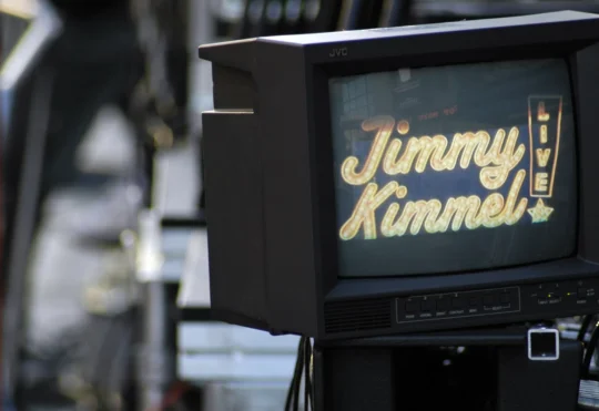 Kimmel returns to ABC, apologizes for comments on Kirk murder
