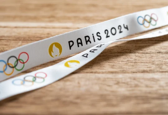 Several Canadian swimmers advance at Paris Olympics