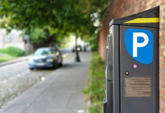 Petition on Thunder Bay parking fees has thousands of signatures