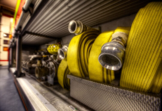 Thousands flee wildfires in Kelowna area of B.C.