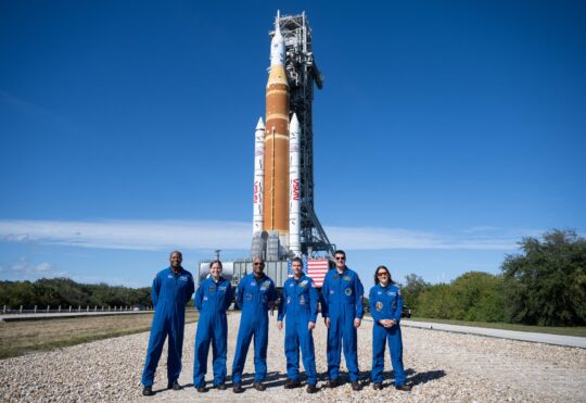 Artemis II crew on way to moon with Canadian Jeremy Hansen