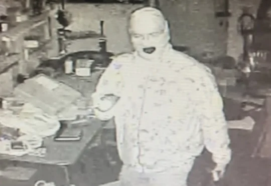 Break-in at Beaver Post Trading Post in Savanne