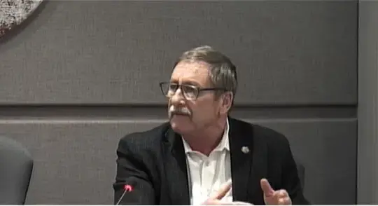 Moncton councillor defends nay vote on RCMP motions