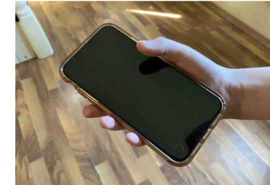 Most in N.S. support classroom cellphone ban: poll