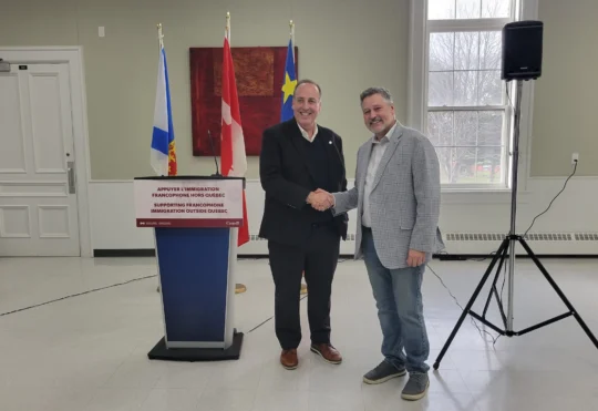 Federal funding for international students at Universite Sainte-Anne