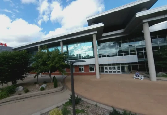 Teen facing nearly 30 charges after weapons threats at Halifax high school