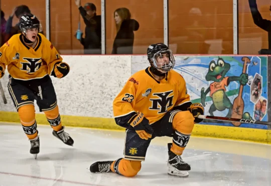 Mariners defeat first-place Rapids, fall to Truro