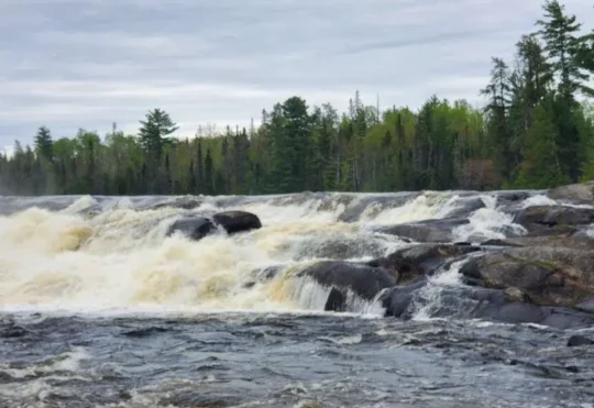 Search for missing canoeists in Minnesota