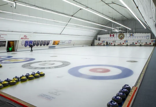 Dartmouth Curling Club shuts down after massive leak