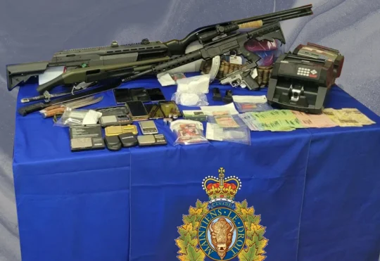 2 arrested after Shelburne search turns up guns, drugs
