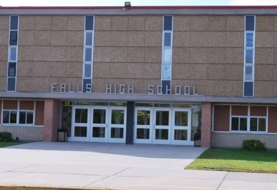4-day school week explored in International Falls
