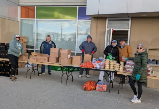 ‘Feed the Need’ gives out 270 Christmas dinners in Yarmouth County