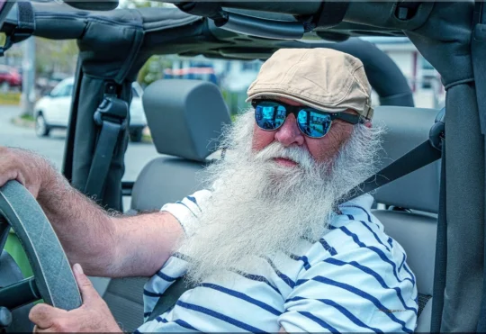 Bedford community mourns death of beloved mall Santa