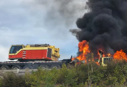 Crane truck fire causes delays on Hwy 1 eastbound