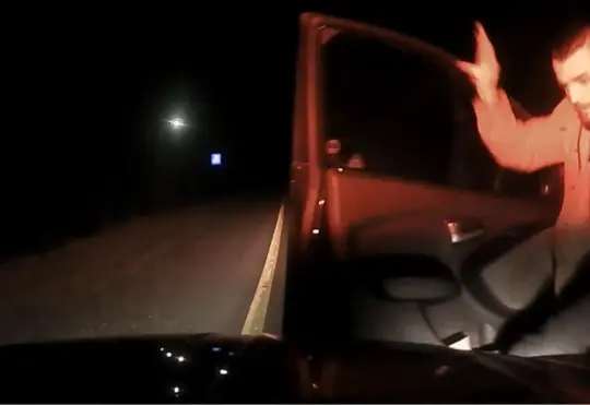 RCMP search for suspect who allegedly drove over officer’s foot