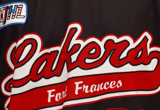 Lakers sign former Thistle