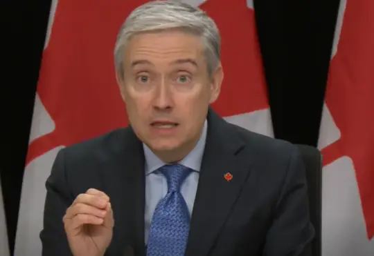 Federal minister in talks with foreign grocers to come to Canada