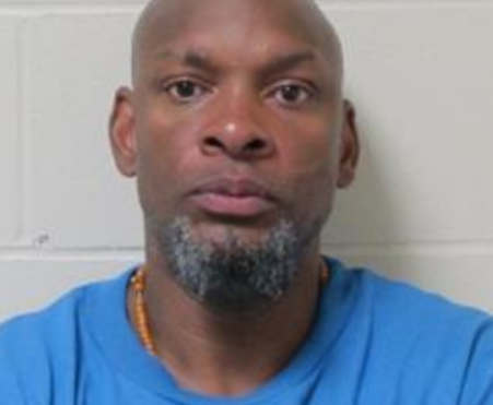 Police warn residents of high-risk offender living in community