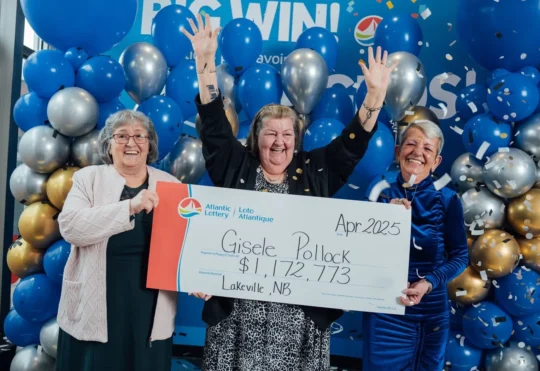 N.B. woman takes home $1.1M in online Casino game