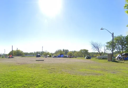 City council tentatively approves Kam River Park for Temporary Shelter Village