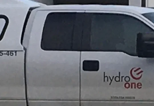 Hydro One working to fix power outages