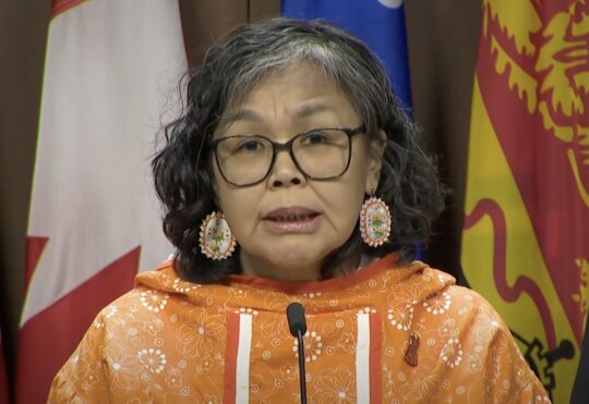 NDP MP Lori Idlout crosses floor, joins Liberals