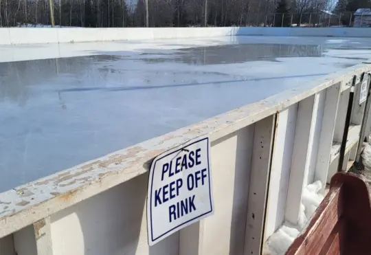 Weather closes outdoor rinks