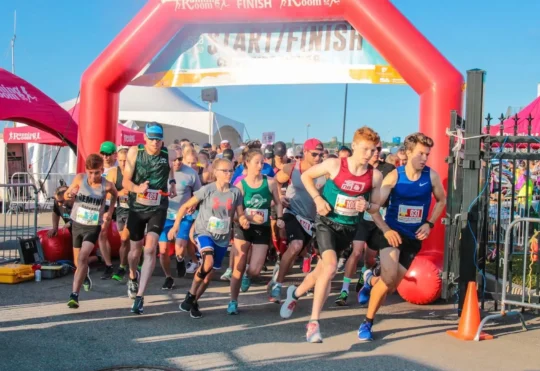 More than 9000 people running in 21st Blue Nose Marathon