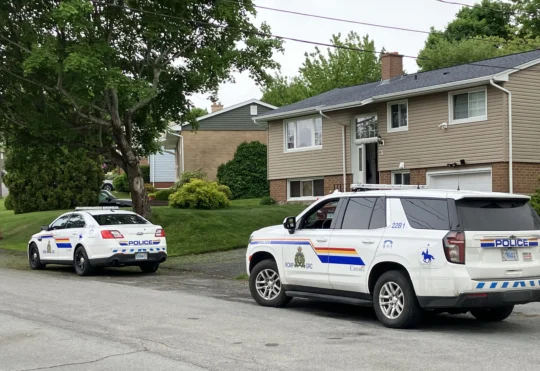 Man in custody after barricading himself in Cole Harbour home