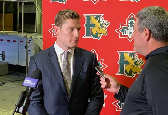 Mooseheads retire Nathan MacKinnon’s jersey to kick off 30th season