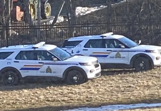 Three dead, three injured in PEI crash