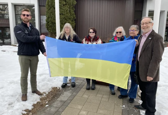 Fort Frances raises the Ukrainian flag