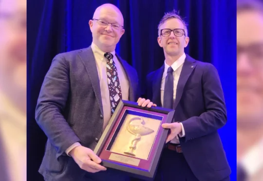 Saint John pharmacist receives provincial award