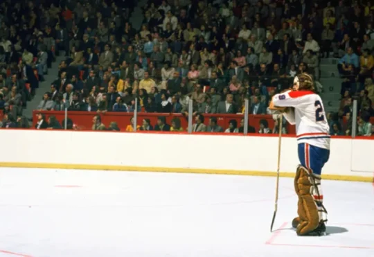 Former Canadiens’ goaltender Ken Dryden dies at 78