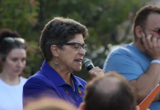Vaugeois denounces bus funding cuts
