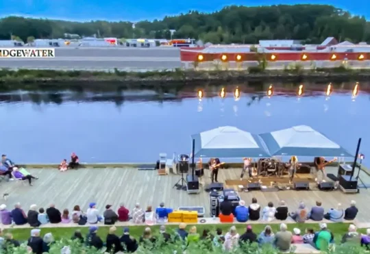 Bridgewater businesses working together on new art installation