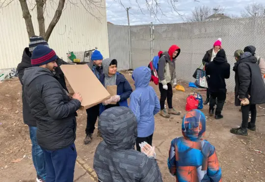 Muslim youth made Christmas a little brighter to the less fortunate