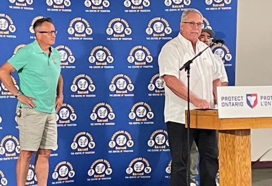 Wauzhushk Onigum receives provincial funding for recreation center