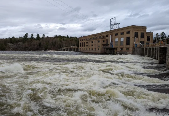 Outflows continue to be decreased