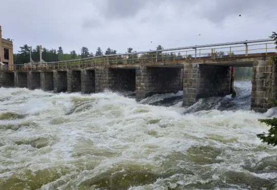 Increase in outflow at the Norman Dam