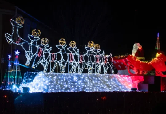 Annual Holiday Parade lights up downtown this weekend