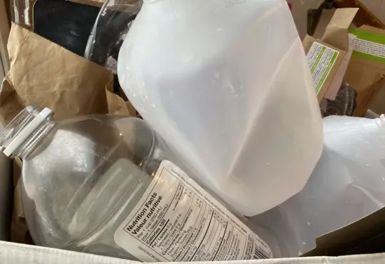 Canada looks to establish plastics registry