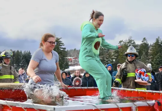 Record numbers for New Year’s Dorchester Polar Dip